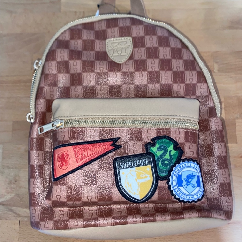 Bio world Hogwarts Checkered Backpack